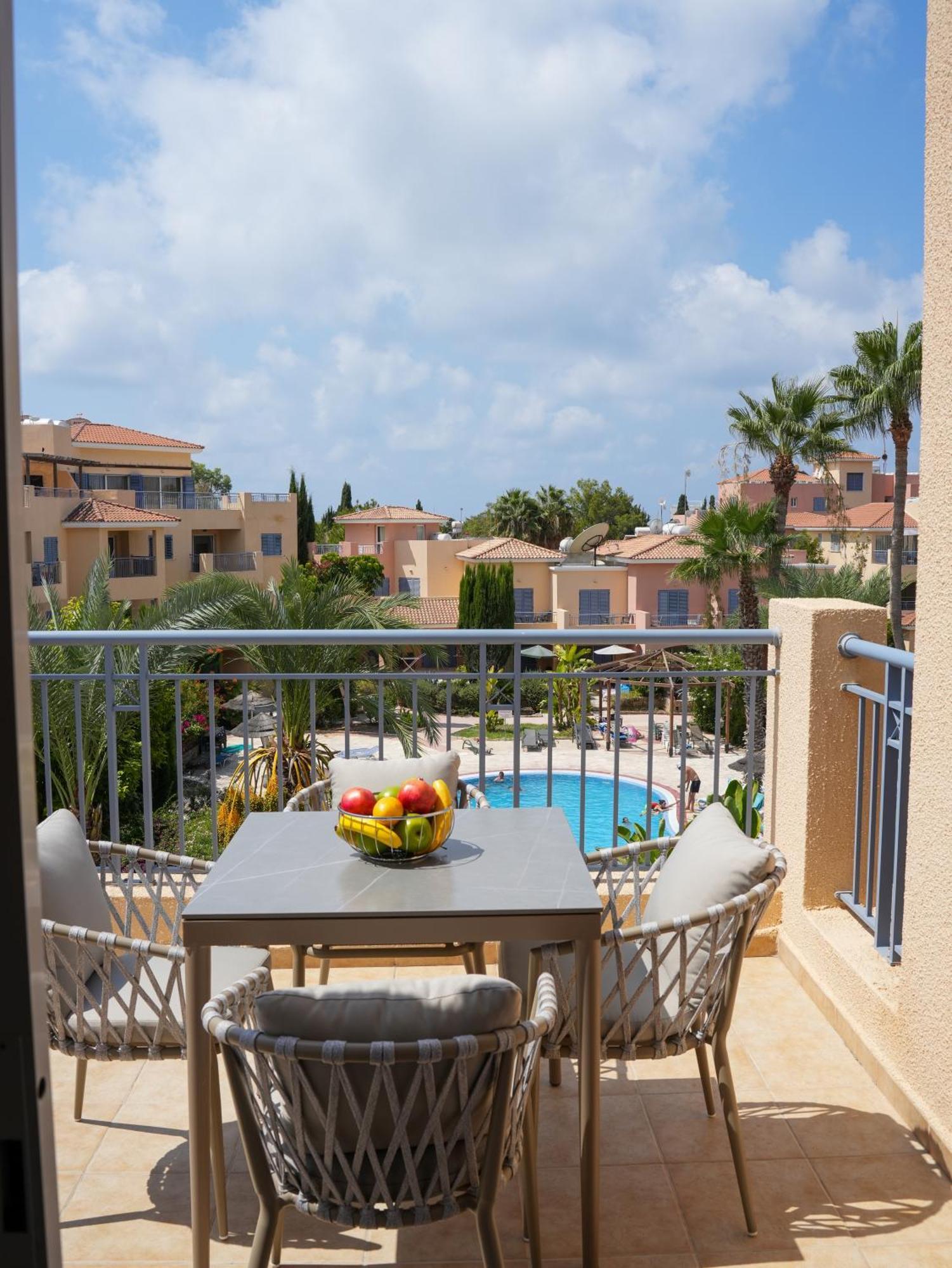 Resitour - Limnaria Gardens Apartment